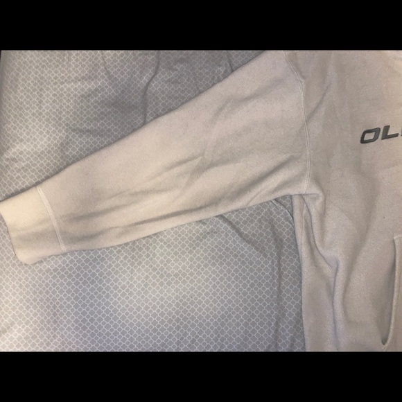 OLD NAVY PULLOVER HOODIE - Picture 2 of 4